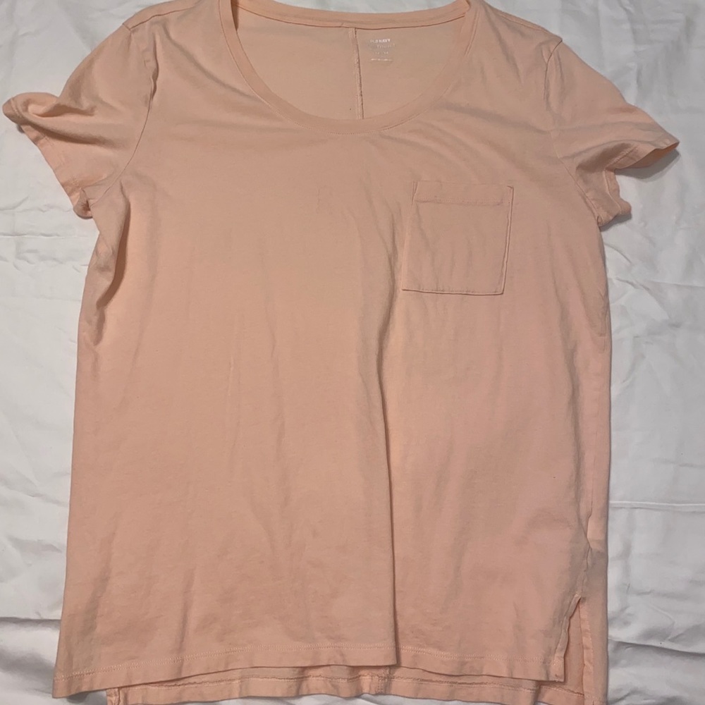 Peach Tee with pocket